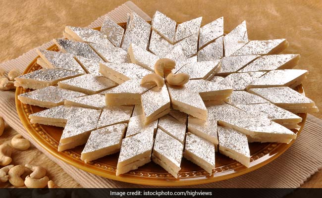 Diwali 2020: 4 Simple Tests To Check If Your Silver Leaves Or <i> Chandi Varq</i> Is Pure Or Adulterated