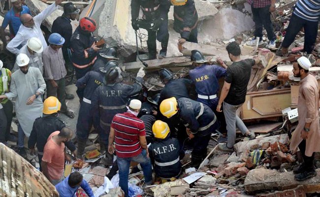 Moments Before Mumbai Building Fell, Man Went In To Collect Belongings