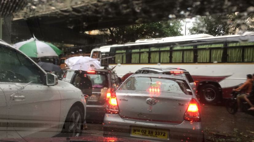 mumbai rain traffic condition 1