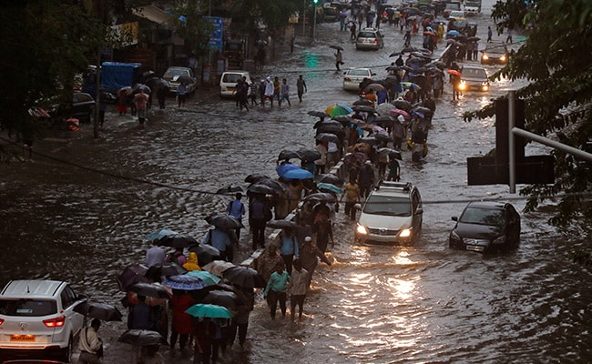 5 Dead, Mumbai On 'Red Alert' As More Rain Expected Today: 10 Points