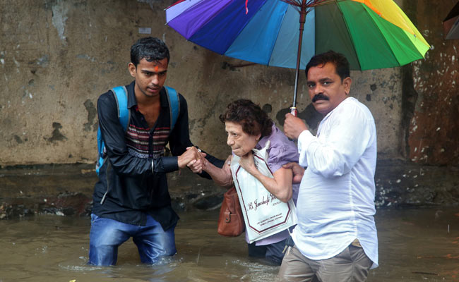 5 Dead, Mumbai Told To Stay Home In More Heavy Rain: 10 Points