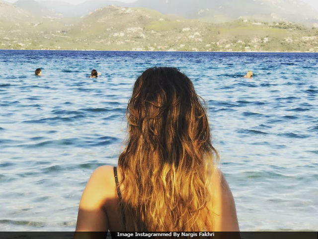 Sex Video Of Nargis Fakhri - Nargis Fakhri Is Posting Wonderful Pics From Holiday In Greece