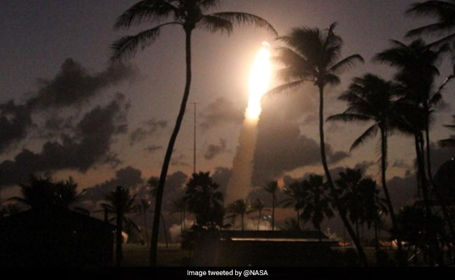 NASA Rockets To Create Glowing White Artificial Clouds Next Week