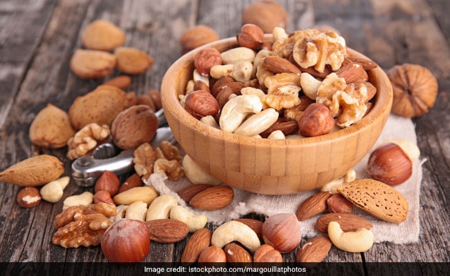 Eating Soy, Nuts and Pulses Daily Can Reduce Risk of Heart Diseases