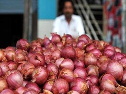 दिवाली पर आम आदमी को रुलाएगी प्याज, जानिये क्या है कारण दिवाली पर आम आदमी को रुलाएगी प्याज, जानिये क्या है कारण