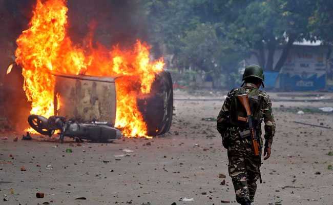 डेरा हिंसा : देशद्रोह के आरोप में गिरफ्तार तीन लोगों को न्यायिक हिरासत में भेजा गया