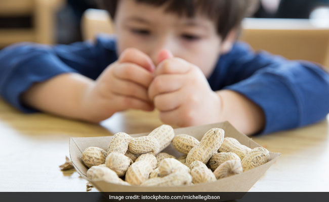 Eating Peanuts During Breastfeeding May Reduce Allergy Risks in Kids