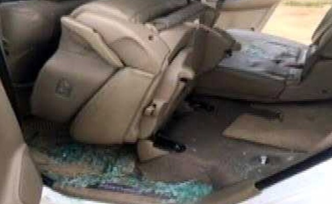 rahul gandhi car attack