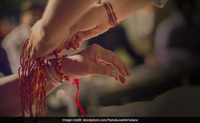 Raksha Bandhan 2017: Here?s How Celebrities are Celebrating Rakhi With Lots of Delicious Mithai