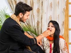 Raksha Bandhan 2017: 10 Quotes On The Beautiful <i>Bhai-Behen</i> Relationship