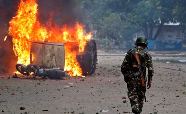 गुरमीत राम रहीम मामला : इन 10 कारणों से भड़की हिंसा, हुआ करोड़ों का नुकसान