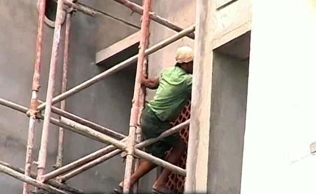 सरकार का बड़ा ऐलान, अगले साल 31 मार्च तक गांवों में बनाए जाएंगे 51 लाख मकान