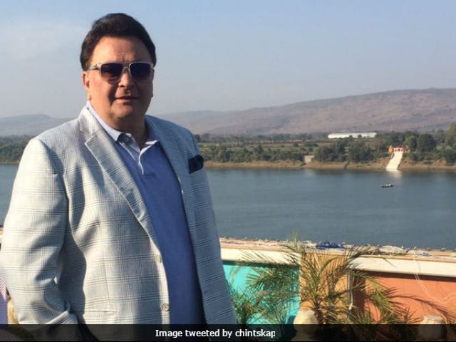 Police Complaint Against Rishi Kapoor For An Offensive Post On Twitter