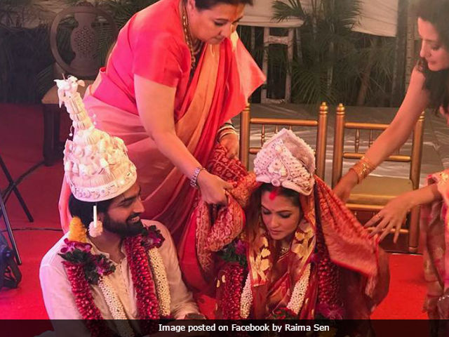 Inside Riya Sen's Traditional Bengali Wedding. See Dreamy Pics