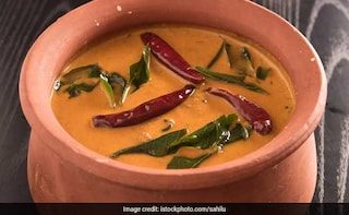 Mirchi Ka Salan, the Nizam's Spicy Curry that Completes Hyderabadi Biryani