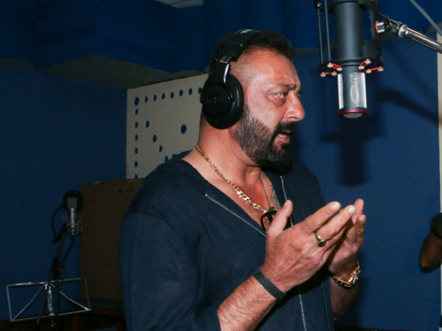 Ganesh Chaturthi: Sanjay Dutt Records A Ganesh <i>Aarti</i> For <i>Bhoomi</i>