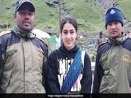 केदारनाथ मंदिर पहुंचीं सारा अली खान, वायरल तस्वीरों में 'No Makeup' लुक में दिखीं केदारनाथ मंदिर पहुंचीं सारा अली खान, वायरल तस्वीरों में 'No Makeup' लुक में दिखीं