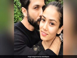 वेकेशन पर लवी-डवी मोमेंट्स शेयर करते दिखे शाहिद कपूर और मीरा राजपूत, वायरल हुई फोटो वेकेशन पर लवी-डवी मोमेंट्स शेयर करते दिखे शाहिद कपूर और मीरा राजपूत, वायरल हुई फोटो