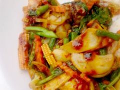 Shukto: Why Can't Bengalis Start Their Meal Without This Bitter Medley Of Vegetables Shukto: Why Can't Bengalis Start Their Meal Without This Bitter Medley Of Vegetables