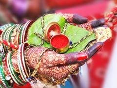 Chhath Puja 2023 : इसलिए महिलाएं लगाती हैं नाक तक सिंदूर, जानिए क्या है महत्व?