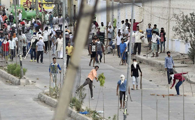 Ram Rahim Verdict: Police Detains 15 Dera Followers From Sirsa Compound