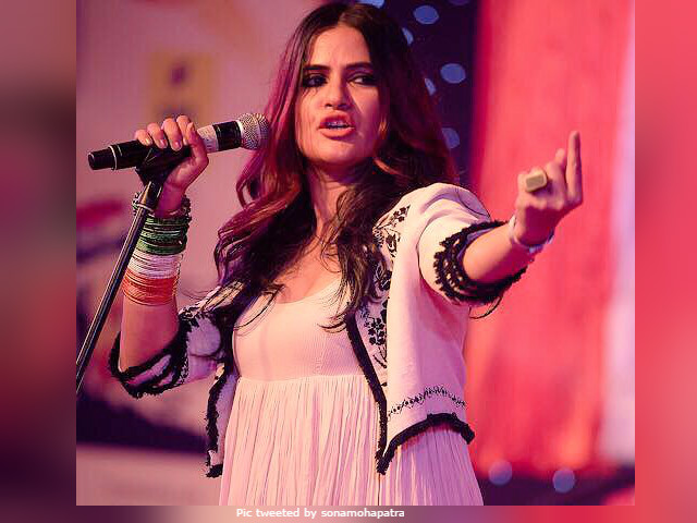 Sona Mohapatra's Cutting Response To Mika Singh's Tweet On Ram Rahim