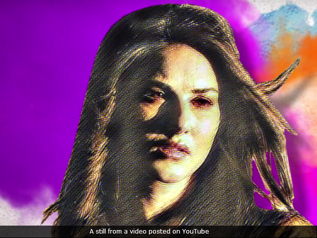 <i>Tera Intezaar</i> Motion Poster: Sunny Leone And Arbaaz Khan In Search Of Love