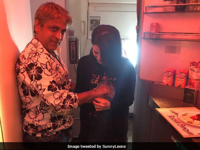 Raksha Bandhan 2017: Sunny Leone Tied Her Bodyguard A Rakhi. See Pics