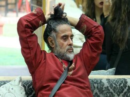 चोरी के 9 साल पुराने मामले में 'विवादास्पद' स्वामी ओम गिरफ्तार चोरी के 9 साल पुराने मामले में 'विवादास्पद' स्वामी ओम गिरफ्तार