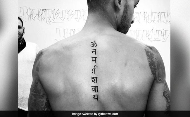 Arsenal Star Theo Walcott's 'Om Namah Shivaya' Tattoo Has Twitter Divided