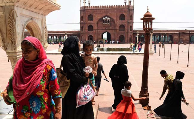 Muslim Law Body AIMPLB Vows To Remove 'Flaws' In 'Triple Talaq' Bill