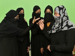 ट्रिपल तलाक संशोधन बिल को मोदी कैबिनेट ने दी मंज़ूरी, अब मजिस्ट्रेट दे सकेंगे जमानत ट्रिपल तलाक संशोधन बिल को मोदी कैबिनेट ने दी मंज़ूरी, अब मजिस्ट्रेट दे सकेंगे जमानत