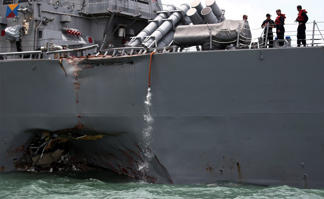 Us Warship Collide With Oil Tanker Near Singapore युद्धाभ्यास से लौट रहे यूएस नेवी के युद्धपोत