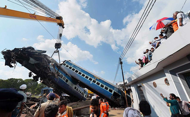 4 Railways Officials Suspended After UP Train Accident: 10 Points