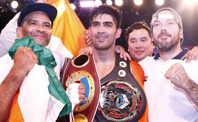 प्रो बॉक्सिंग में विजेंदर सिंह की जीत का सिलसिला जारी, चीन के बॉक्‍सर को भी किया चित