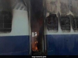 Violence By Dera Followers Reaches Delhi, PM Narendra Modi Reviews Situation Violence By Dera Followers Reaches Delhi, PM Narendra Modi Reviews Situation