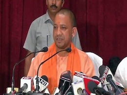 दिवाली से पहले योगी सरकार ने दिया किसानों को तोहफा, 12 लाख को-ऑपरेटिव किसानों का कर्ज माफ दिवाली से पहले योगी सरकार ने दिया किसानों को तोहफा, 12 लाख को-ऑपरेटिव किसानों का कर्ज माफ