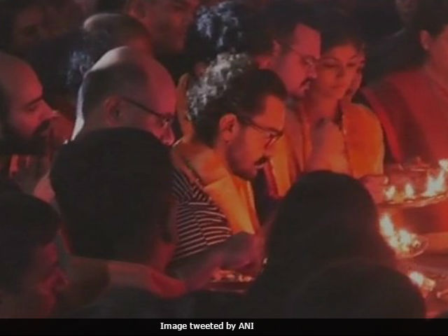 Navratri: Aamir Khan Is Vadodara's <i>Secret Superstar</i>