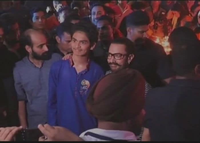 Navratri: Aamir Khan Is Vadodara's Secret Superstar