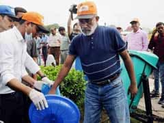 Minister KJ Alphons Finds No Garbage To Clean At India Gate, Volunteers Arrange Some