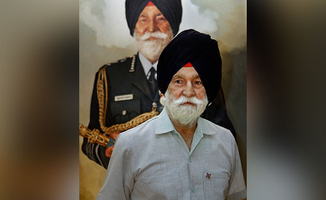 Arjan Singh, Marshal of Indian Air Force, Dies At 98