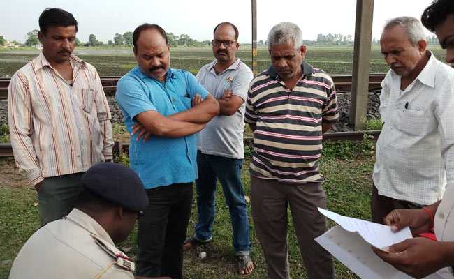 मध्यप्रदेश में भी 'ब्‍लू व्‍हेल'  गेम से मौत, ट्रेन के सामने खड़े होने का छात्र ने लिया चैलेंज, गई जान