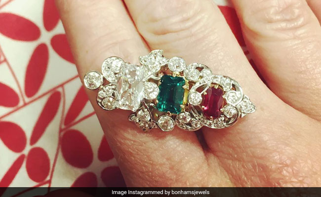 Brooch Bought At Garage Sale For $8 Sells For A Whopping $26,000
