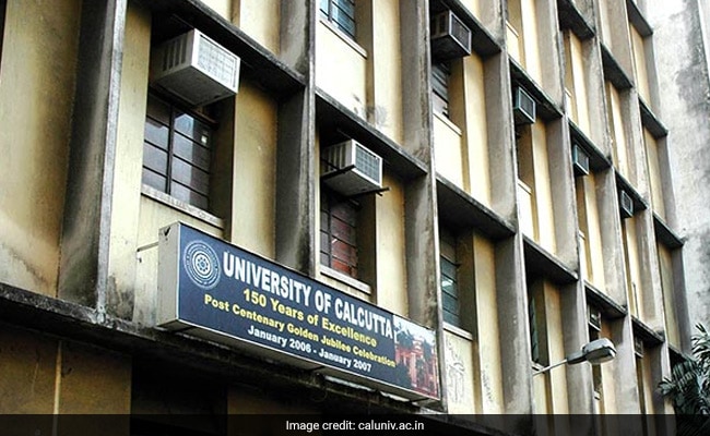 Amid Students' Protest Over Attendance, Calcutta University Head Leaves Campus After 26 Hours