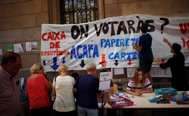 Catalans Prepare To Defy Madrid In Banned Independence Vote