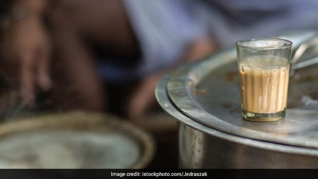 Move Over Dum Pukht Biryani and Gosht: Hyderabadi 'Dum ki Chai' is What You Need!