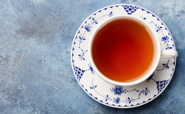 A Cup of Hot Tea Daily Could Bring Down Risk of Glaucoma