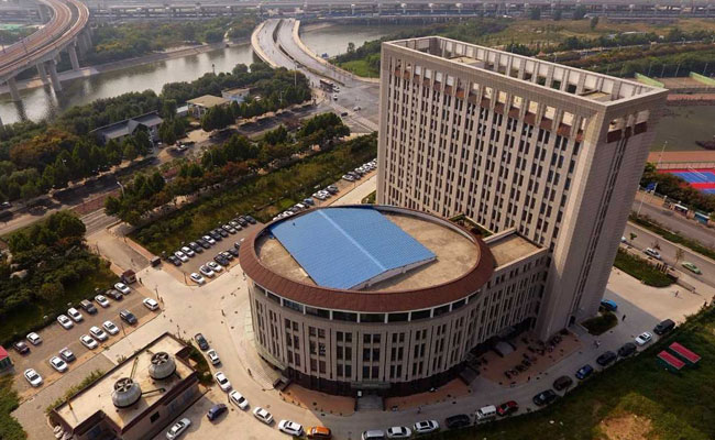 Chinese University Building Looks Like A Giant Toilet