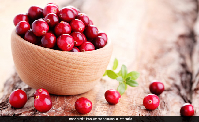 Consuming Cranberries May Cut the Risk of Urinary Tract Infections: Study