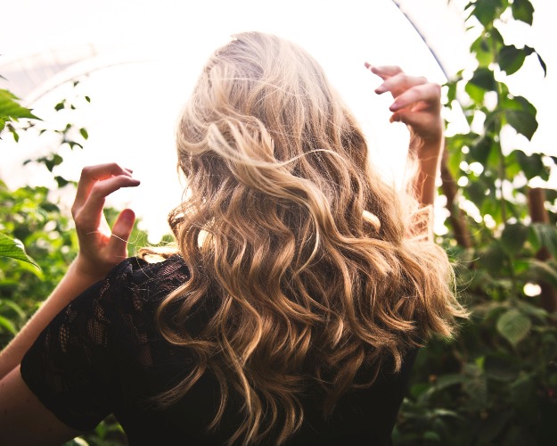 Why Cream Soda Hair Is A Favourite Hair Trend This Season